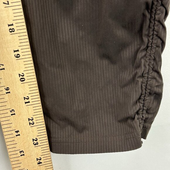 Lululemon Women’s size 6 Dance Studio Mid Rise Cropped Pant Adjustable Brown - Picture 5 of 16